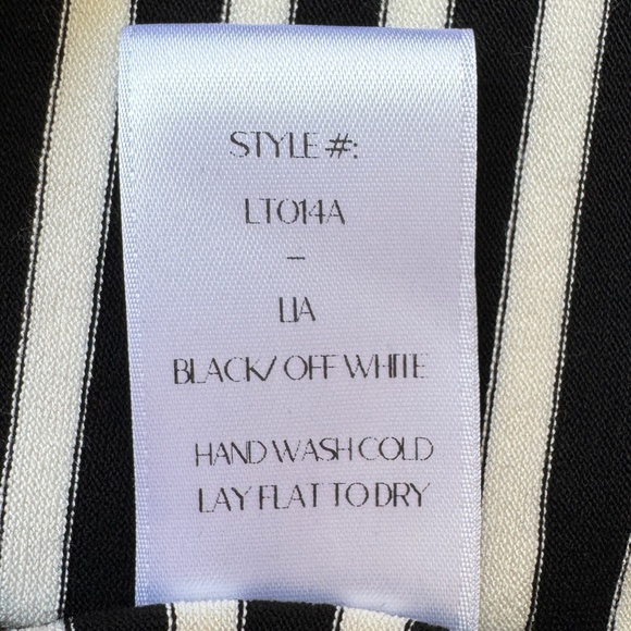 NWOT LESET Striped Slim Fit Tee Shirt - Black/ Off White - Small - Picture 4 of 5